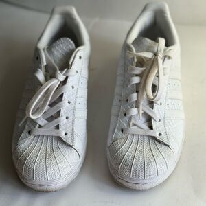 Adidas lifestyle in all white size 6M